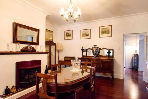 Fairlawn Estate - Whitsundays Accommodation 7