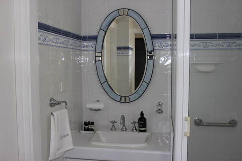 Fairlawn Estate - Whitsundays Accommodation 4