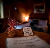 Guide Falls Cottage - Whitsundays Accommodation