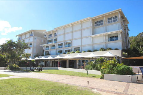 Deep Blue 12 - Whitsundays Accommodation 0