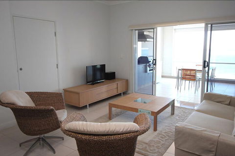 Deep Blue 12 - Whitsundays Accommodation 2