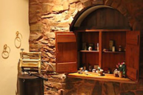 Lemke Cottage Moculta - Whitsundays Accommodation 3