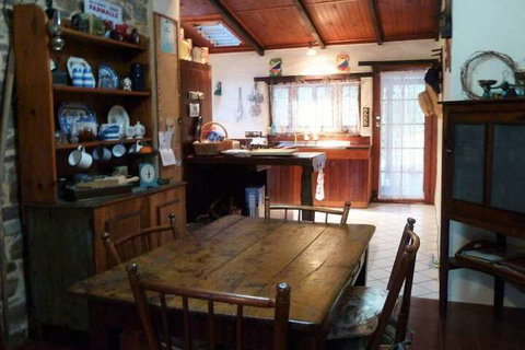 Lemke Cottage Moculta - Whitsundays Accommodation 7