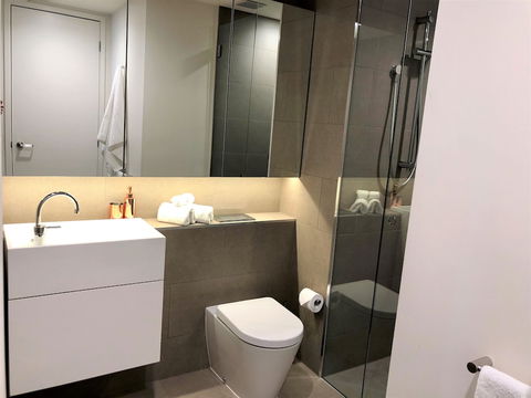 ReadySet Apartments On Southbank Boulevard - Whitsundays Accommodation 2