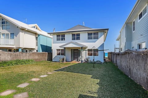 Birubi Lane 4 Anna Bay - Whitsundays Accommodation 0