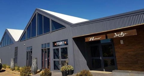 Dubbo Rhino Lodge - Whitsundays Accommodation 0