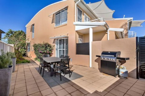 Sandcastles 1 / 8 Ala Moana Way - Whitsundays Accommodation 0