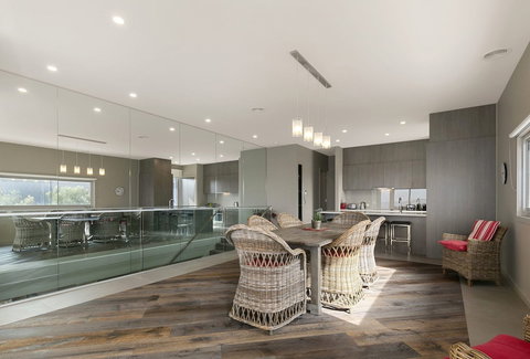 Grossard Point The Lighthouse Ventnor - Whitsundays Accommodation 4