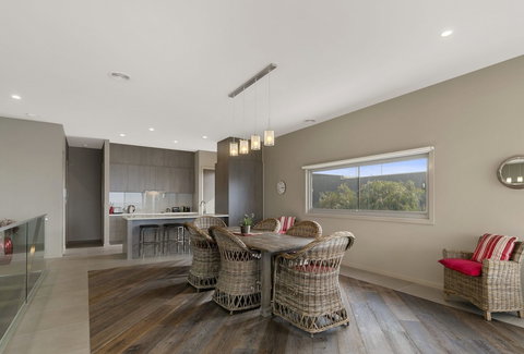 Grossard Point The Lighthouse Ventnor - Whitsundays Accommodation 3