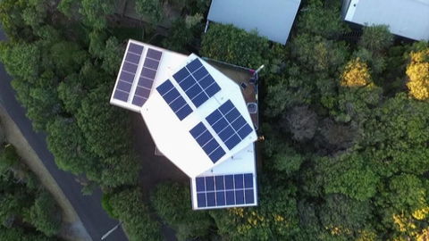 Sandy Point Beach Escape - Whitsundays Accommodation 1