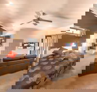 Broken Hill Outback Resort - Whitsundays Accommodation