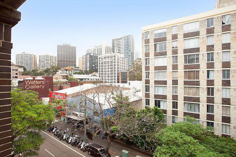 Urban Rest - Riley St - Whitsundays Accommodation 1