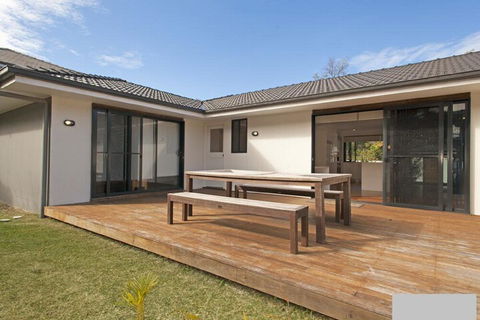 Hibiscus House Sawtell NSW - Whitsundays Accommodation 7