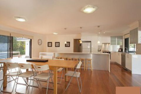 Hibiscus House Sawtell NSW - Whitsundays Accommodation 0