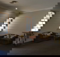 Lamington Hotel Motel - Whitsundays Accommodation