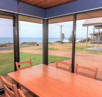 Gold Coast Views 10 Gold Coast Drive - Whitsundays Accommodation