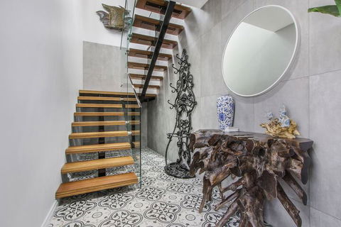 The Apartment, Metung - Whitsundays Accommodation 2