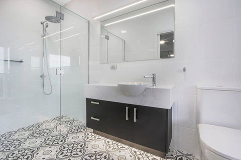 The Apartment, Metung - Whitsundays Accommodation 5