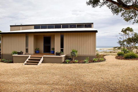 Stones Throw 26 River View Drive - Whitsundays Accommodation 1