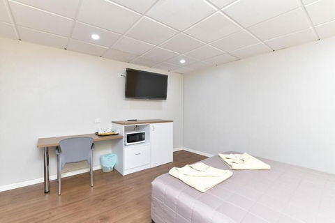 Platinum Motel - Whitsundays Accommodation 4