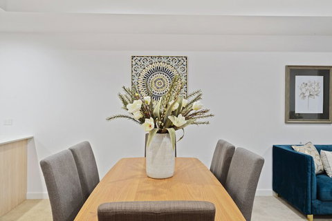 HomeHotel New & Comfort 3 Bedrooms - Whitsundays Accommodation 7