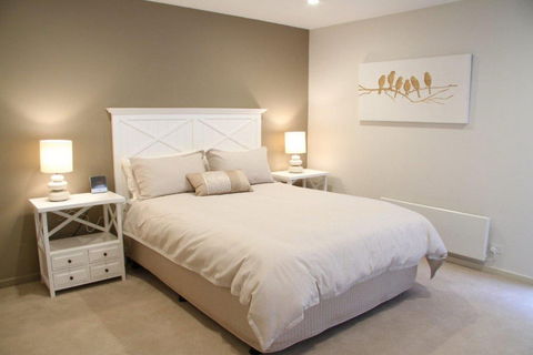 LA MER Centrally Located Free Wifi - Whitsundays Accommodation 0