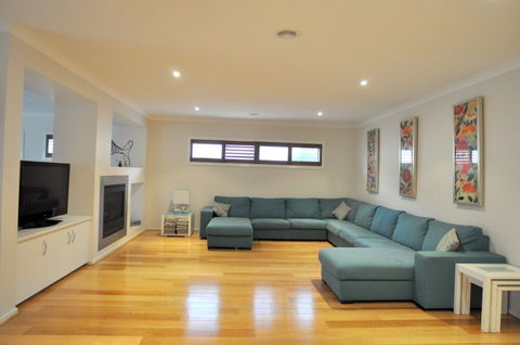 THE Haven Surf Side - Whitsundays Accommodation 4