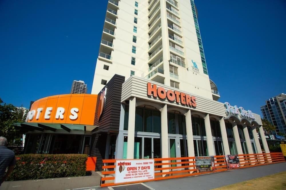 Surfers Paradise QLD Whitsundays Accommodation