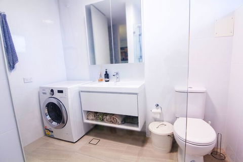 Cozy Apartment In Waverton - Whitsundays Accommodation 4