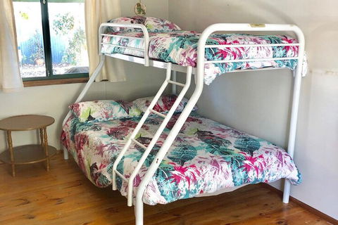 Pets Galore 13 Horizon Parade - Whitsundays Accommodation 2