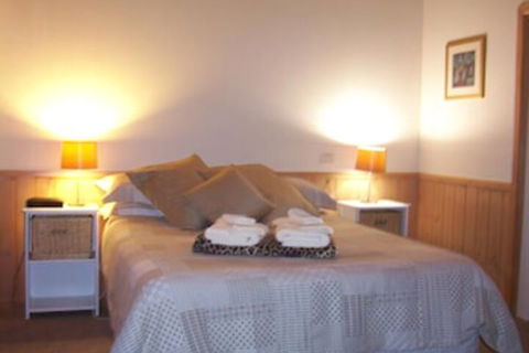Yarraglen BnB - Whitsundays Accommodation 6
