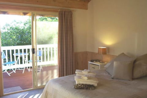 Yarraglen BnB - Whitsundays Accommodation 3