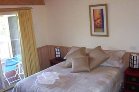 Yarraglen BnB - Whitsundays Accommodation 4