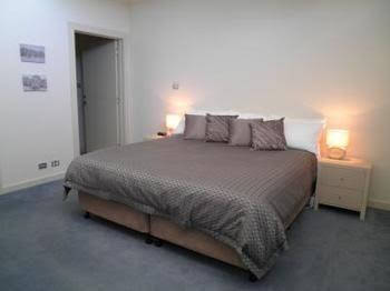 Launceston Waterfront Apartments - Whitsundays Accommodation 0