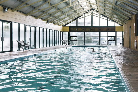 Solar Springs Retreat - Whitsundays Accommodation 2