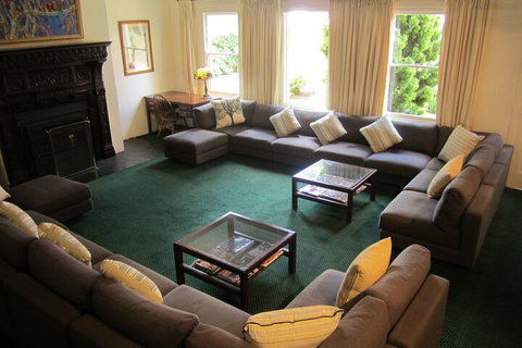 Solar Springs Retreat - Whitsundays Accommodation 3