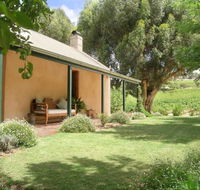 Seppeltsfield Vineyard Cottage - Whitsundays Accommodation