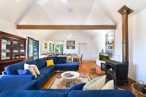 RayfieldsatBerry Kangaroo Valley - Whitsundays Accommodation 1