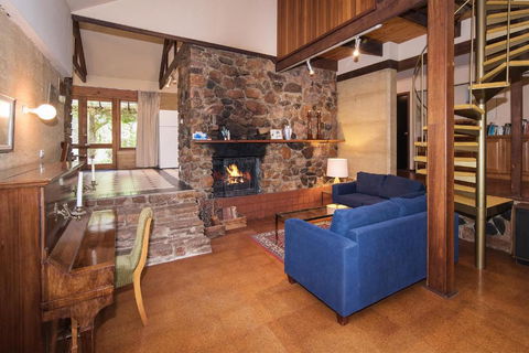 Trastevere Cowaramup Farm House - Whitsundays Accommodation 6