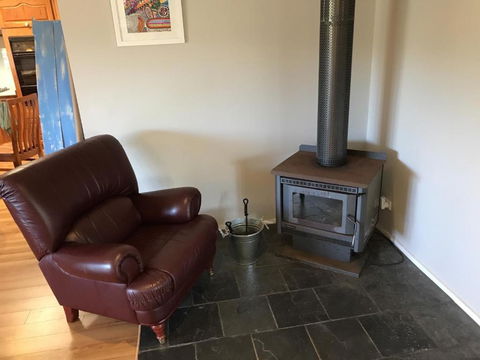 Magic Beach Cottage - Whitsundays Accommodation 6