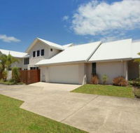 60 Beachway Parade Marcoola 500 BOND Linen supplied - Whitsundays Accommodation