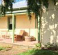 Tarndwarncoort Farmers Cottage - Whitsundays Accommodation