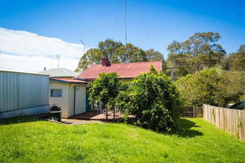 Pet Friendly Beach Cottage At Ballingalla - Whitsundays Accommodation 3