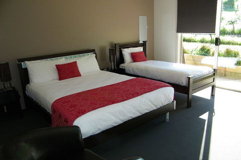 De'Vine Escape - Whitsundays Accommodation 4
