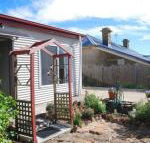 Oatlands Retreat - Whitsundays Accommodation