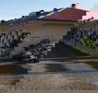 Riverside Motel - Whitsundays Accommodation