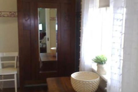 Charlie Bates Cottage - Whitsundays Accommodation 7