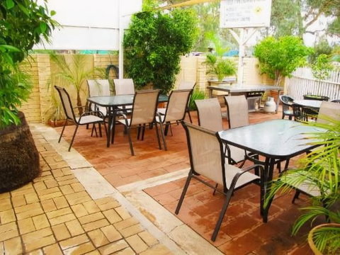 White Gum Motel - Whitsundays Accommodation 6