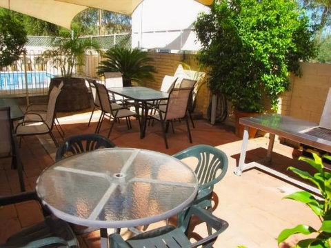 White Gum Motel - Whitsundays Accommodation 1