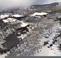 Astra Falls Creek - Whitsundays Accommodation